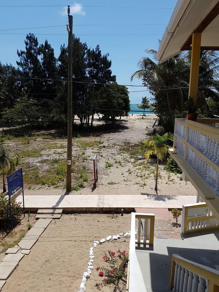 Serenade Hotel Placencia Eksteriør billede